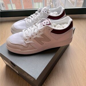 Men’s New Balance White/maroon, never worn, Size 10